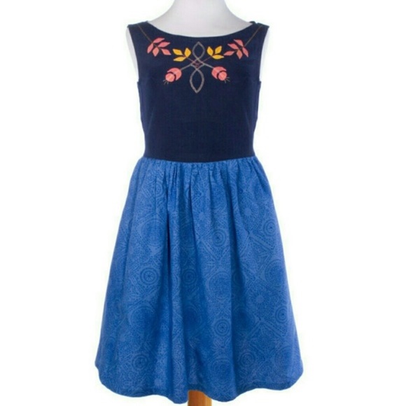 SOLD Mata Traders Floral Embriodered Dress SOLD - Picture 4 of 8